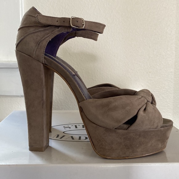 Steve Madden taupe platform heels size 7.5 - Picture 1 of 5